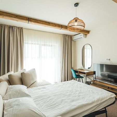 Stokker Hotel Nagyvárad Kültér fotó