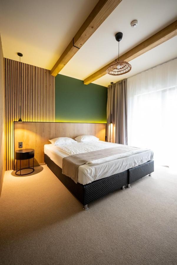 Stokker Hotel Nagyvárad Kültér fotó