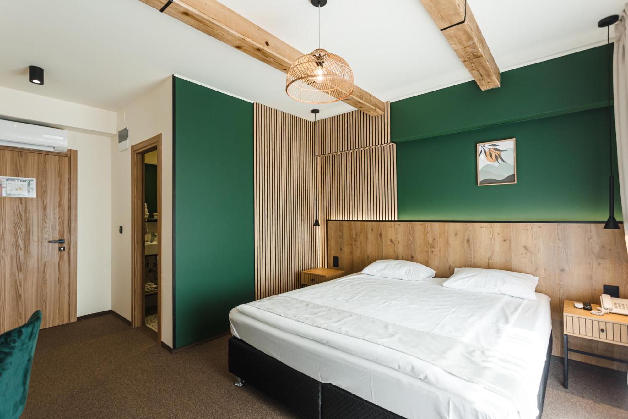 Stokker Hotel Nagyvárad Kültér fotó