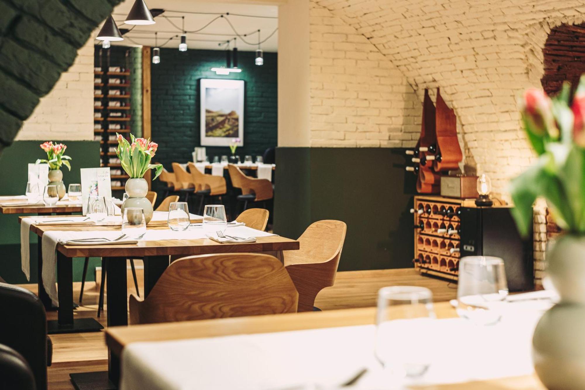 Stokker Hotel Nagyvárad Kültér fotó