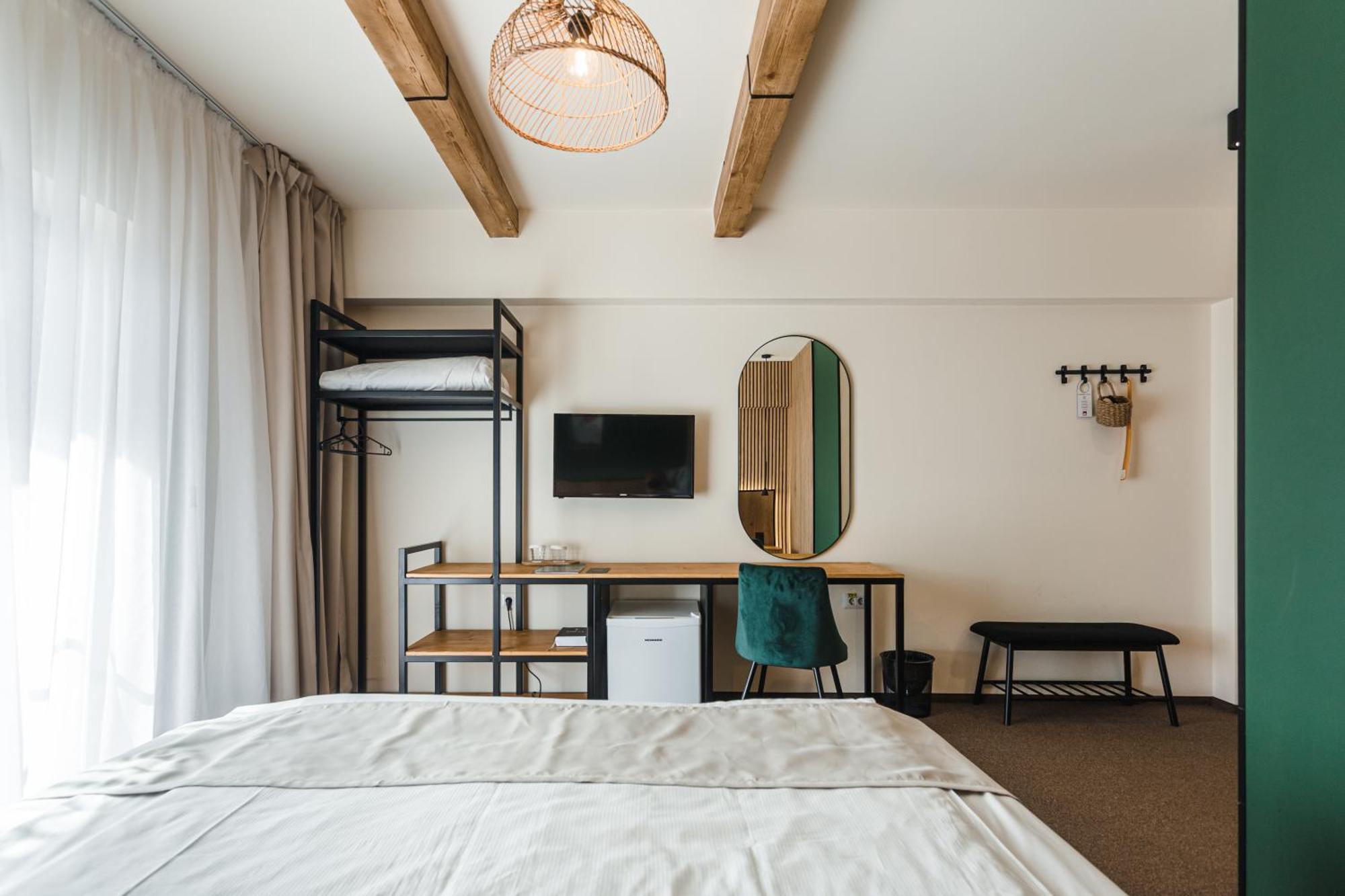 Stokker Hotel Nagyvárad Kültér fotó